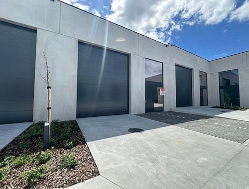                                         Opslagplaats te huur in Ieper, € 750
