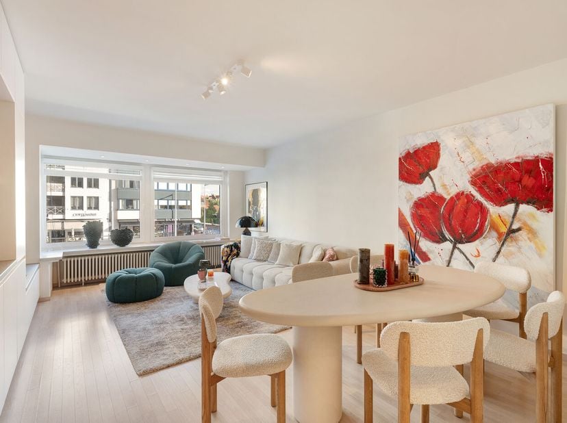 Appartement te koop in Burg. Frans Desmidtplein 5,
                    8300 Knokke