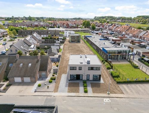                                         Eengezinswoning te koop in Lauwe, € 405.000
