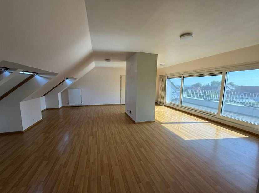 Appartement à louer
                    à 8700 Tielt