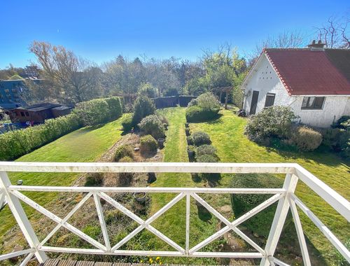                                         Maison à louer à Uccle, € 3.500
