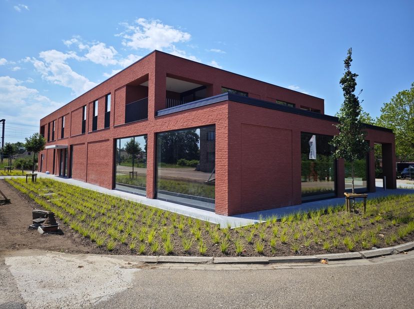 Ontdek ‘De Gieterij’, een gloednieuw kleinschalig en uiterst energiezuinig BEN-woonproject aan de Meldertsestraat in Zelem.<br />
Bestaande uit 4 ruim