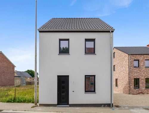                                         Woning te koop in Heers, € 375.000
