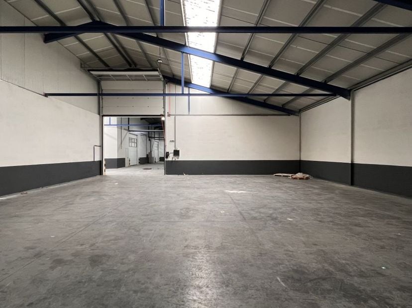 Bedrijfsvastgoed te huur in Bedrijvenstraat 5765,
                    3800 Sint-Truiden