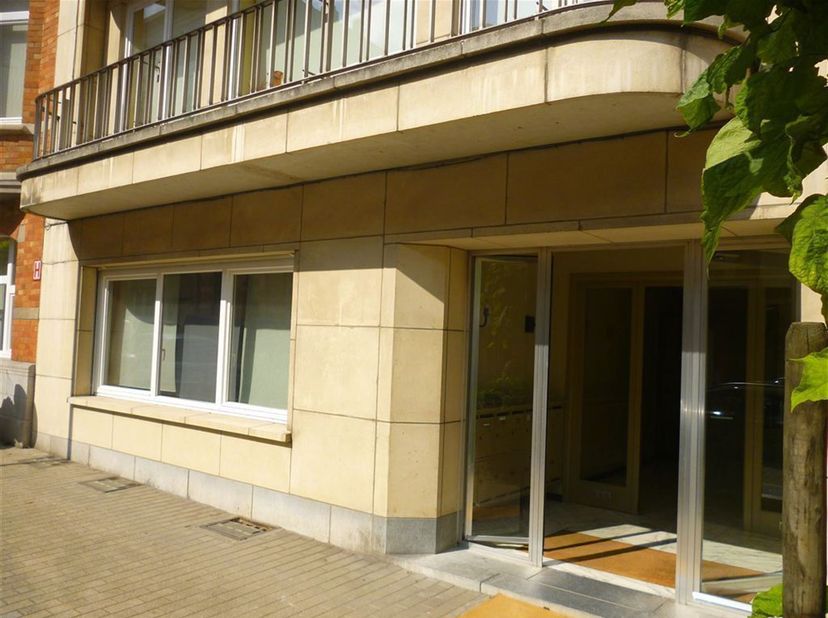 BEL-AIR : excellente situation prox. quartier Bascule, Bois de la Cambre, Chaussée de Waterloo, Avenue Winston Churchill, Rue Vanderkindere... Adorabl