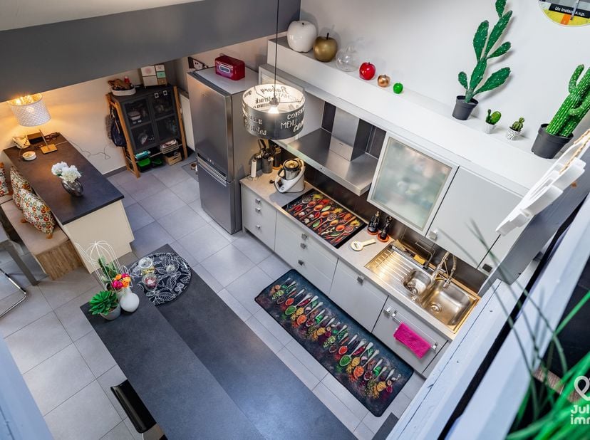 Appartement te koop in Rue du Pachy 9 bus 5,
                    6747 Châtillon