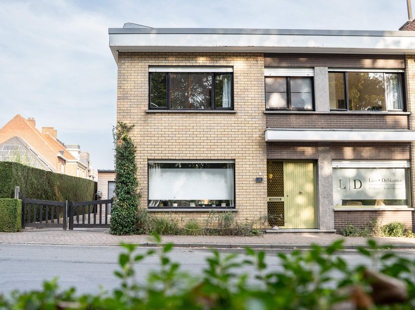Huis te koop in Guido Gezellelaan 4,
                    8820 Torhout