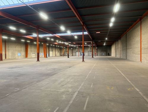                                         Bâtiment d’entreprise à louer à Zaventem, € 21.250
