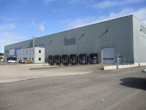                                         Entrepôt à louer à Genk, € 19.500
