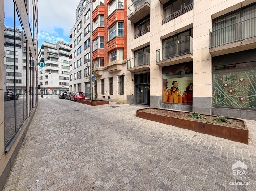 Garage te koop in Boulevard du Jardin Botanique 3,
                    1000 Brussel