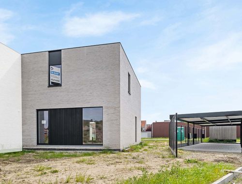                                         Woning te koop in Moorsele, € 429.600
