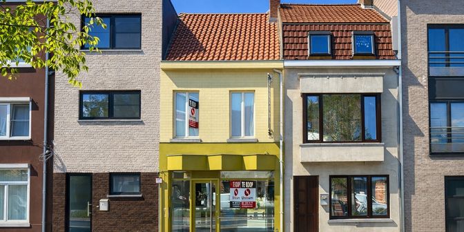 Bien professionnel à vendre à Molenstraat 85. boîte .., 9900 Eeklo