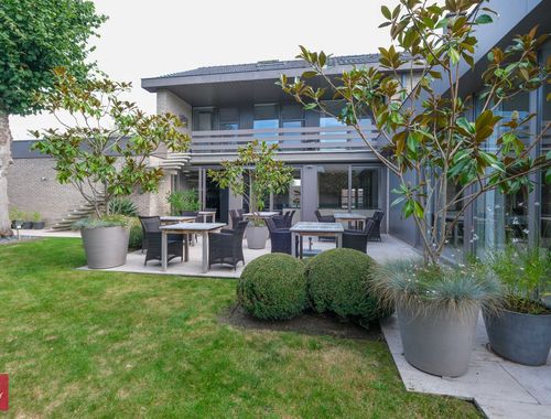                             Bien commercial à vendre à Izegem
