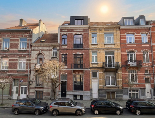                                         Appartement à vendre à Ixelles, € 549.000
