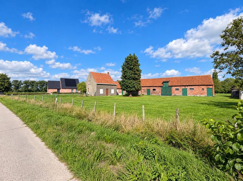 Huis te koop in Heidestraat 2,
                    9940 Ertvelde
