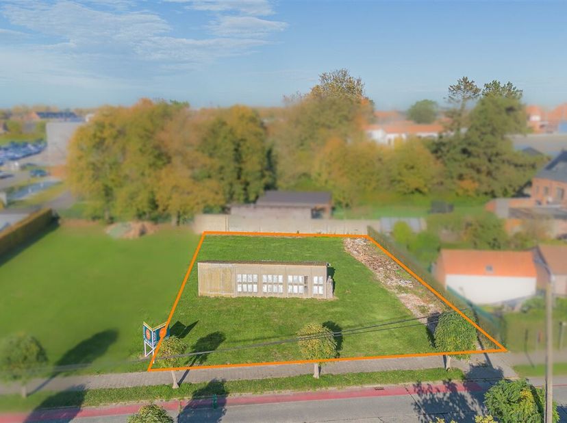 Bouwgrond voor het realiseren van een heel royale open bebouwing (perceelsbreedte is maar liefst 20 m !!!) nabij het centrum van Kapelle-op-den-Bos! B