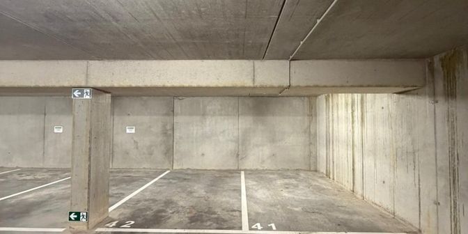 Garage te koop in Bochtlaan 60, 3600 Genk