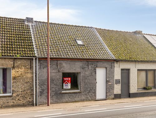                                         Maison unifamiliale à vendre à Eernegem, € 225.000
