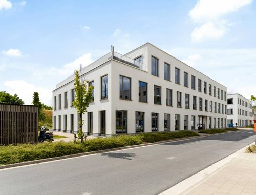                                         Bureaux à louer à Gent, € 10.800
