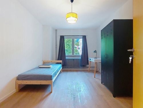                                         Kot-Kamer te huur in Mons, € 415
