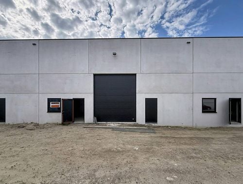                                         Entrepôt à louer à Evergem, € 2.000
