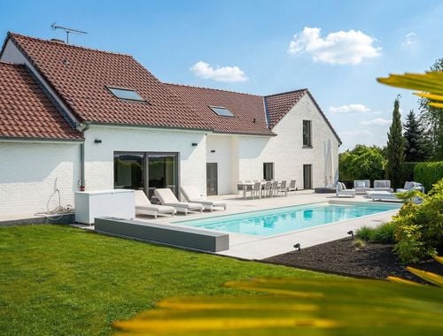                                         Villa te koop in Mont-Saint-Aubert, € 1.300.000
