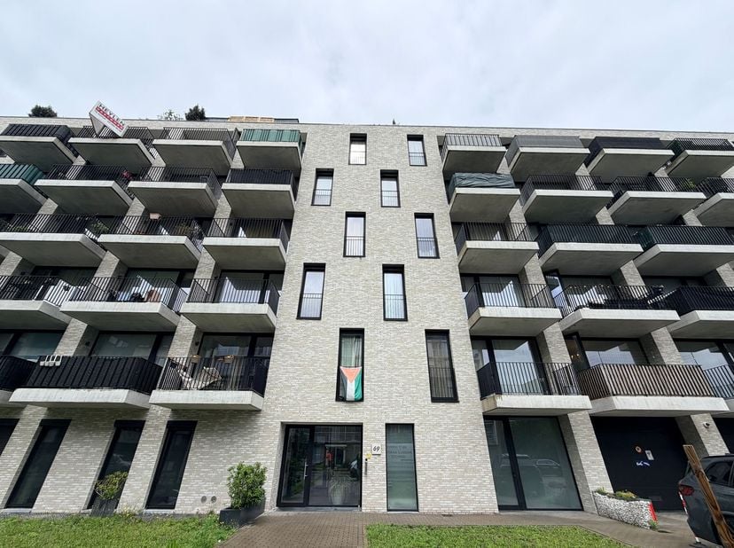 Appartement 1 chambre dans un emplacement de choix à Hoboken !<br />
<br />
Situation : Cet appartement bénéficie d'un emplacement de choix à Hoboken,