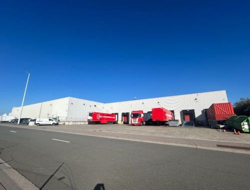                                         Bâtiment d’entreprise à louer à Machelen, € 16.616,33
