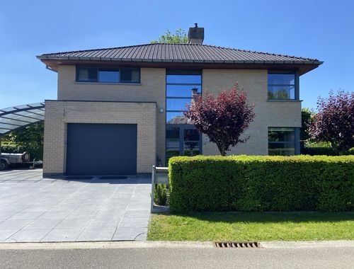                                         Moderne villa te koop in Lokeren, € 649.000
