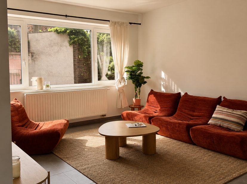 Aan de Zuidkaai bevindt zich dit nieuwbouw appartement (van 2015) met twee slaapkamers, een gezellig terras en een uitstekende ligging nabij het centr