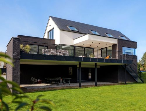                                         Uitzonderlijke woning te koop in Wépion, € 1.450.000
