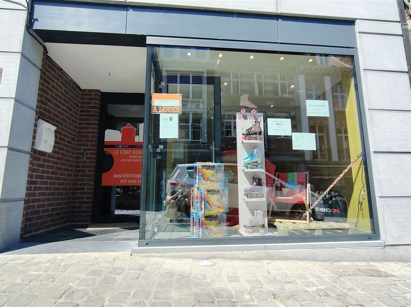 Bedrijfsvastgoed te huur
                    in 7500 Tournai