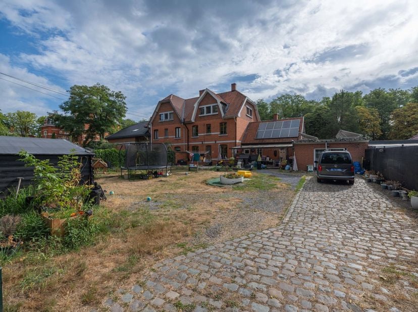 Huis te koop in Meridiaanlaan 16,
                    3600 Genk