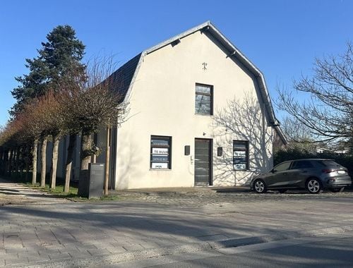                                         Kantoor te huur in Deurle, € 4.988
