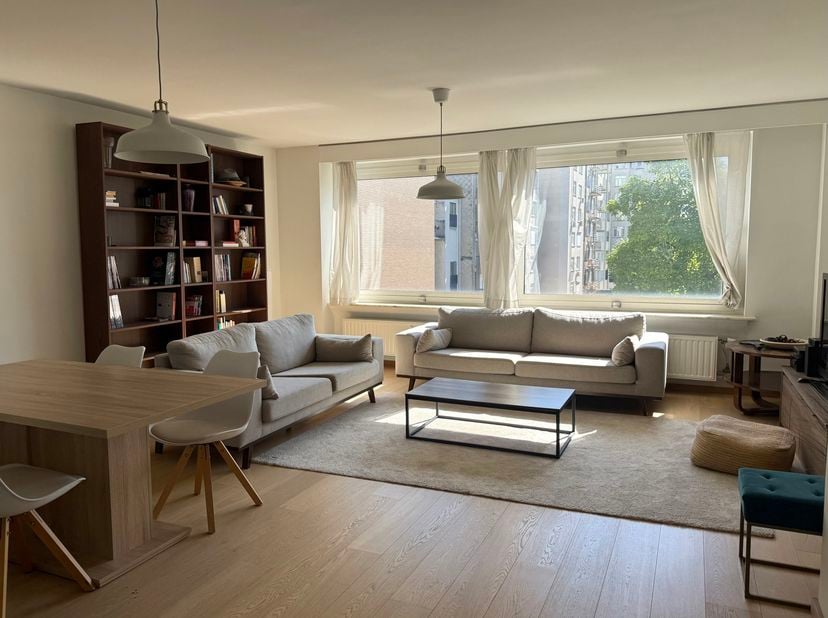 Appartement à louer
                    à 2018 Antwerpen