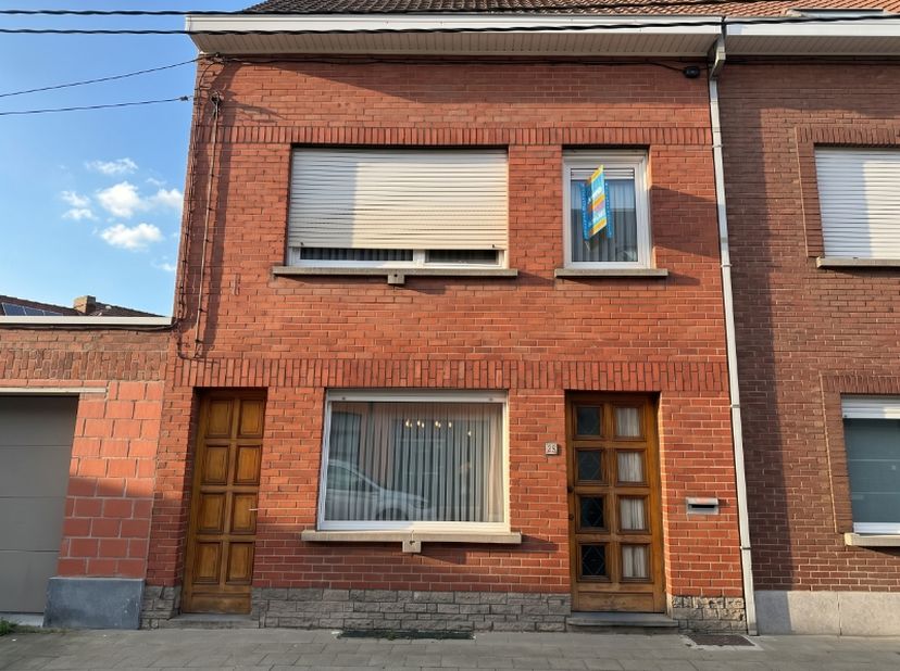 Huis te koop in Wagenweg 44,
                    8530 Harelbeke