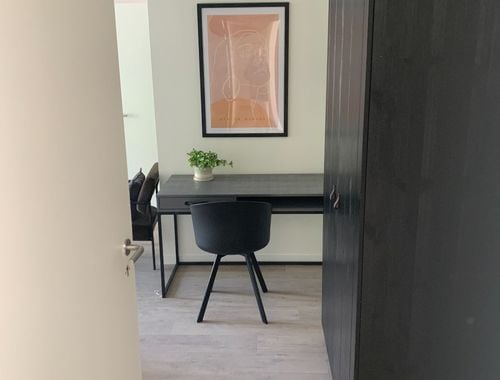                                         Studio met slaaphoek te huur in Leuven, € 875

