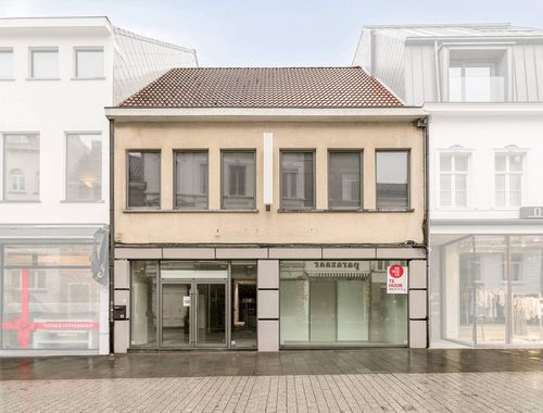                                         Bien commercial à vendre à Kortrijk, € 625.000
