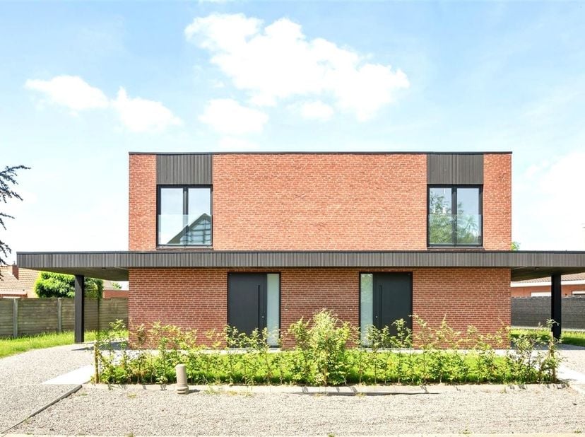 Huis te koop
                    in 8710 Ooigem