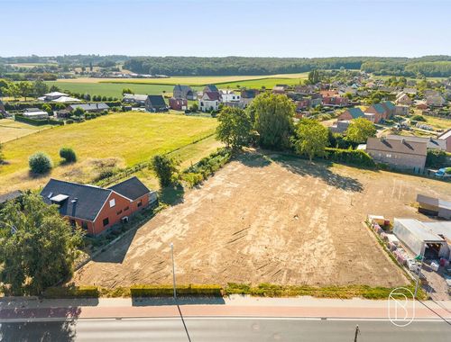                                         Grond te koop in Ruien, € 165.000
