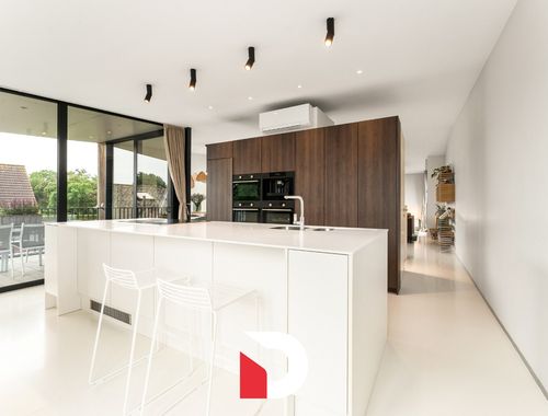                                         Villa te koop in Sint-Andries, € 715.000
