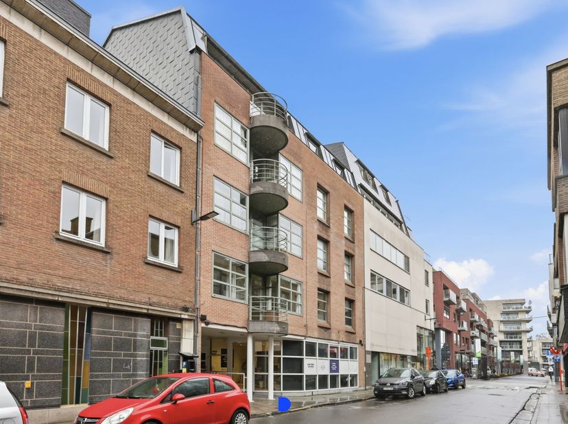 Appartement te koop in ,
                    8800 Roeselare