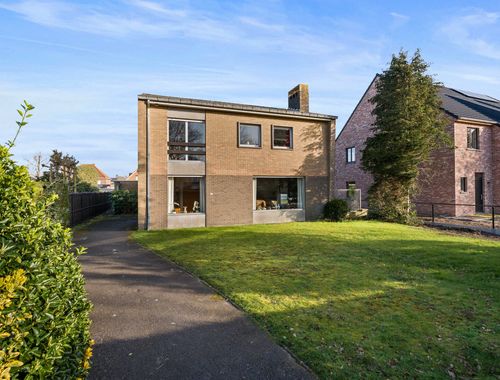                                         Maison à vendre à Sint-Michiels, € 398.800
