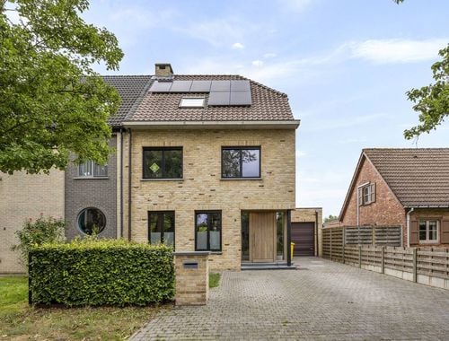                                         Woning te koop in Kalmthout, € 599.000
