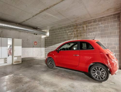                                         Garage en sous-sol à vendre à Molenbeek-Saint-Jean, € 24.995

