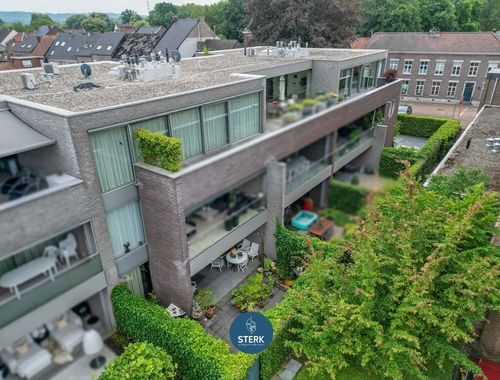                                         Appartement à vendre à Rekem, € 525.000
