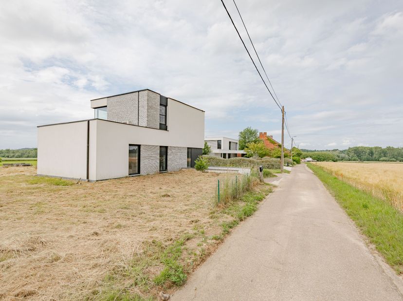 Maison à vendre
                    à 3212 Pellenberg