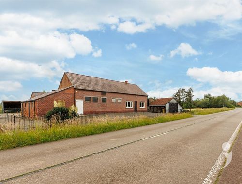                                         Fermette à vendre à Rijmenam, € 365.000
