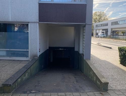                                         Kelder garage te koop in Borgerhout, € 10.000
