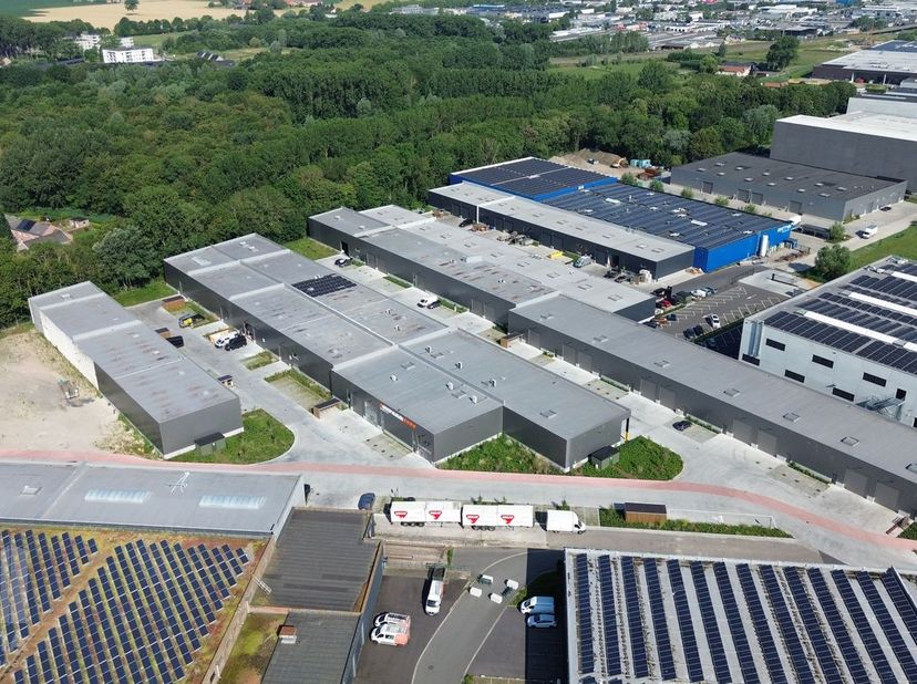 Bien professionnel à vendre
                    à 8000 Brugge